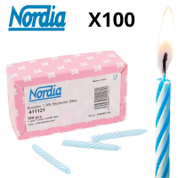Lot de 100 bougies torsadées conditionnées dans une boîte.