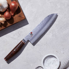 Miyabi 6000 MCT - Couteau Santoku Japonais Lame 18 cm - Vue centrale