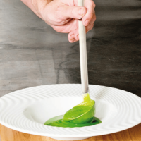 Louche longue manche en inox - Matériel de cuisine haut de gamme