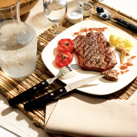 Couteaux steak et pizza compact Amefa 21,2 cm finition brillante.