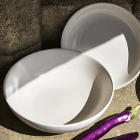 Coupe ronde MODULO NATURE - Kaolin - 17,7 cm – Blanc - Vue extérieur au soleil