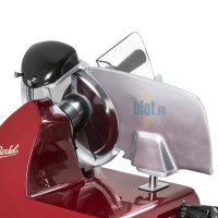 Gros plan sur la lame de la trancheuse Berkel Red Line 250