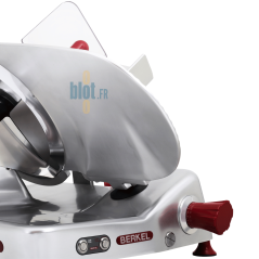 Détail du capot de protection en aluminium anodisé de la Berkel BEG350