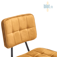 Chaise LIPARI moutarde dossier tissu rembourré détail