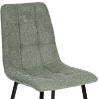 Chaise CARLA verte en tissu avec pieds métal noir – vue de trois quarts avant