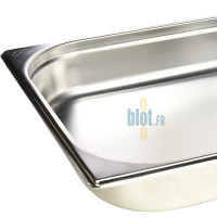 Bac gastronorme inox GN 2/3 vu en gros plan