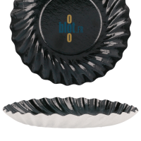Mini assiette ronde noire jetable Ø8,8 cm vue profil avec bord ondulé et structure rigide