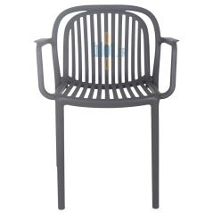 fauteuil SERENA anthracite de face avec dossier ajouré et assise monobloc pour usage extérieur professionnel