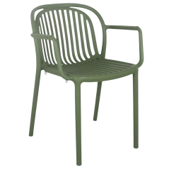 Fauteuil SERENA vert olive en polypropylène avec accoudoirs, vue de trois quarts sur fond clair