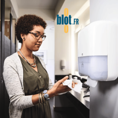 utilisation essuie-mains rouleau Tork distributeur sanitaire professionnel