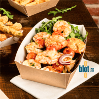 barquette carton repas à emporter garnie crevettes salade