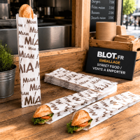 Sacs sandwich papier imprimés Miam utilisés dans un point de vente de street food