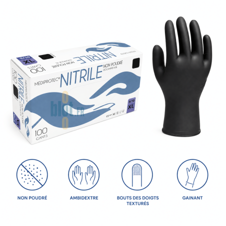 Gant nitrile noir non poudré taille XL utilisé pour le dressage d’un plat en cuisine professionnelle